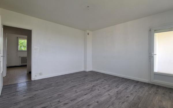 Appartement à vendre    4 pièces • 69,91 m2 Mâcon