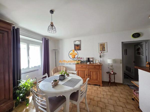 Vente                                                      Maison
                        
                     8 pièces                      144 m2                     à Tarbes
