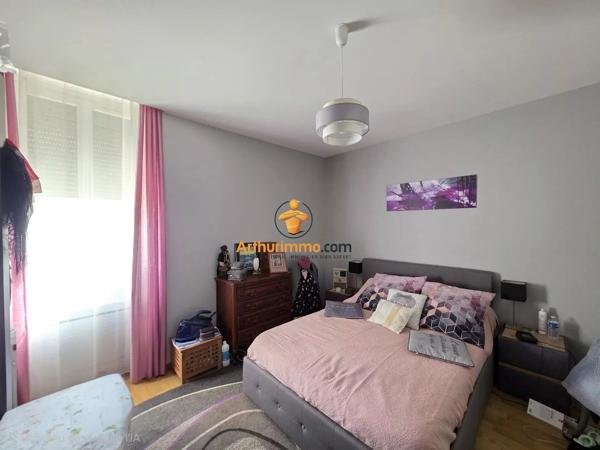 Vente                                                      Maison
                        
                     8 pièces                      144 m2                     à Tarbes