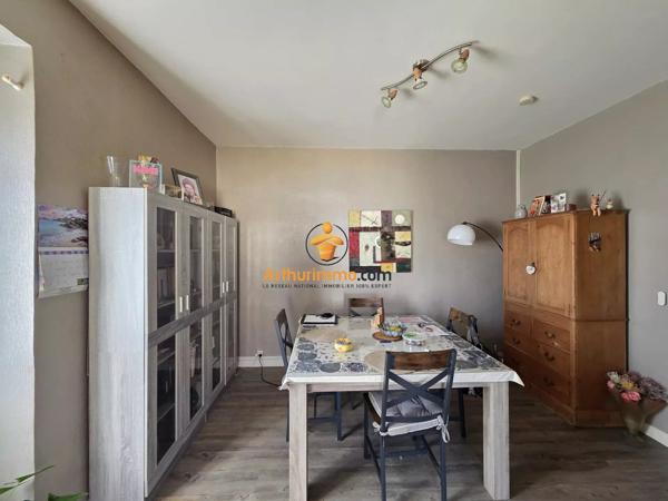 Vente                                                      Maison
                        
                     8 pièces                      144 m2                     à Tarbes