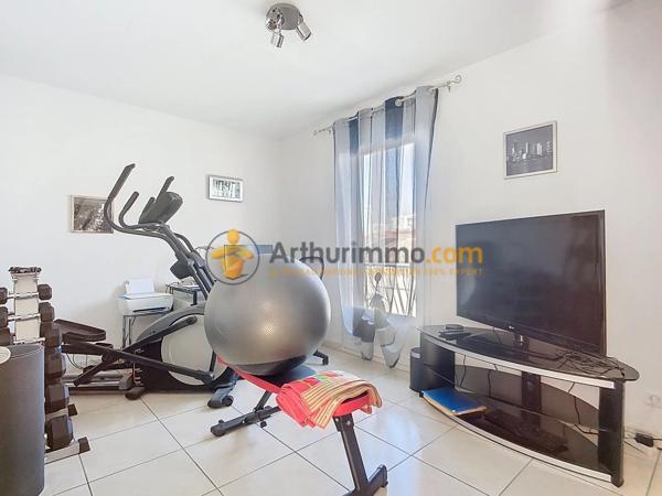 Vente                                                      Maison
                        
                     5 pièces                      179 m2                     à Perpignan