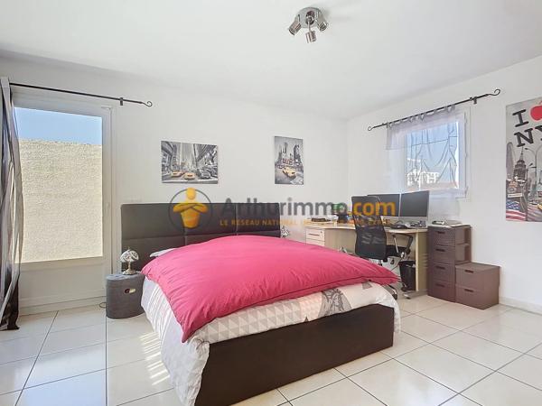 Vente                                                      Maison
                        
                     5 pièces                      179 m2                     à Perpignan