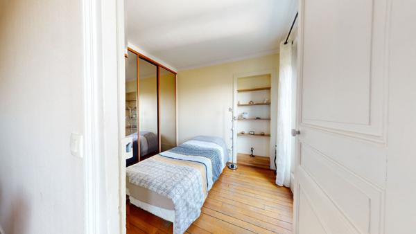 Charme de l'ancien et Vue Dégagée - T3 Lumineux aux Portes de Paris : Charenton Le Pont