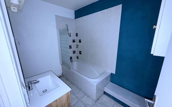 Maison à louer    3 pièces •  La Fère