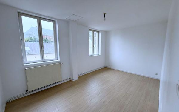 Maison à louer    3 pièces •  La Fère