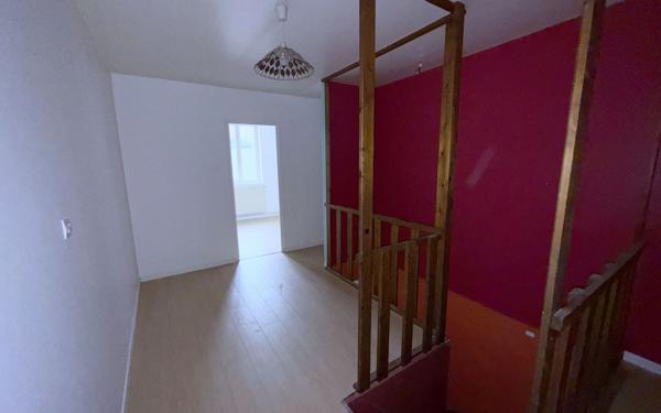 Maison à louer    3 pièces •  La Fère