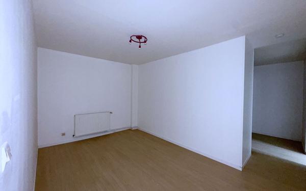 Maison à louer    3 pièces •  La Fère