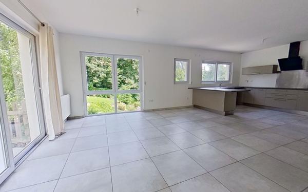 Maison à vendre    5 pièces •  Limonest