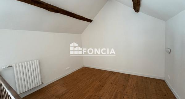 Location Appartement 2 pièces 48.9 m² - ÉRagny 95610