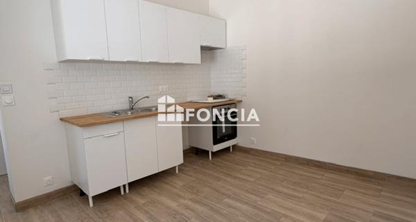 Location Appartement 2 pièces 48.9 m² - ÉRagny 95610
