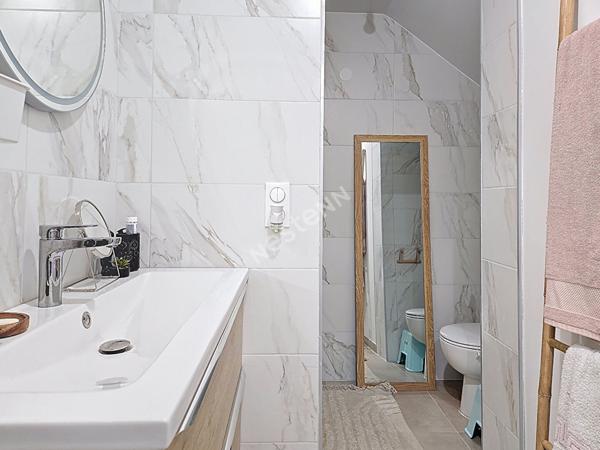 RARE ! APPARTEMENT AVEC PISCINE ET TERRAIN 370 m² SECTEUR CALME