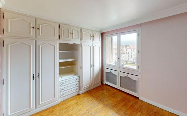 Appartement à louer    3 pièces • 71,39 m2 Saint-Étienne