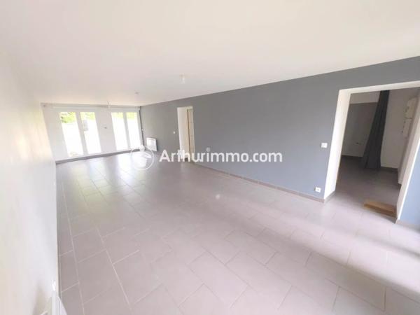 Vente Maison 4 pièces 113 m2 à Savigny-le-Temple