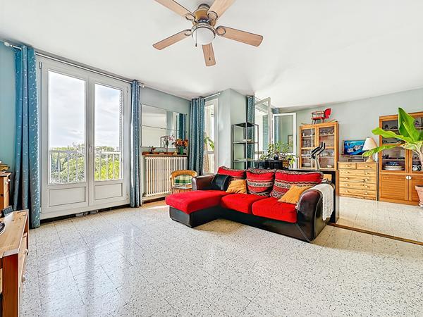 À vendre : Appartement spacieux 5 pièces à Allauch - La Pounche