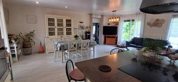 Maison de plain pied à vendre 5 pièces THENON (24)