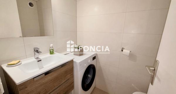 À vendre Appartement 2 pièces 31.62 m² - Saint-cyr-sur-mer 83270