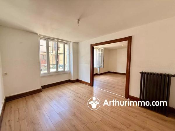 Vente                                                      Appartement
                        
                     3 pièces                      72 m2                     à Belfort