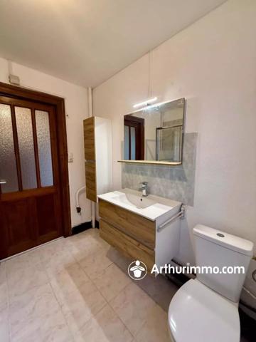 Vente                                                      Appartement
                        
                     3 pièces                      72 m2                     à Belfort