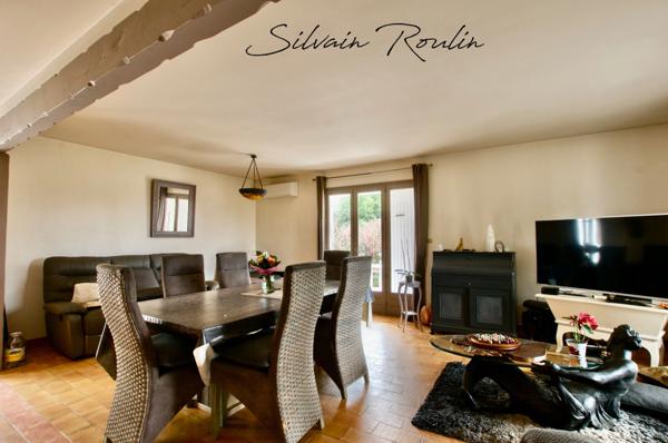 Maison T5 135 m2 avec piscine, terrain arboré et dépendance – environnement lavande et nature – Malataverne