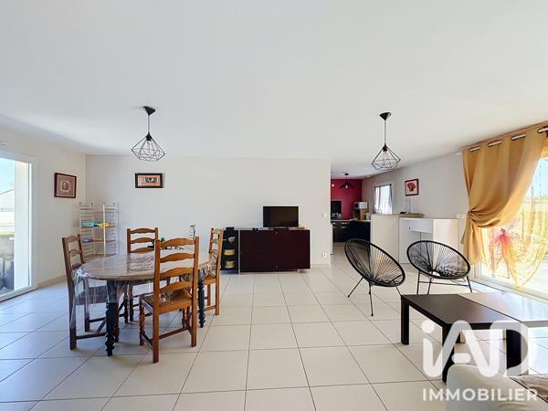 Maison à vendre 5 pièces 97 m² Naintré