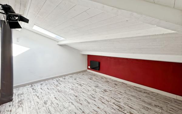 Appartement à vendre    10 pièces • 204,50 m2 Hyères