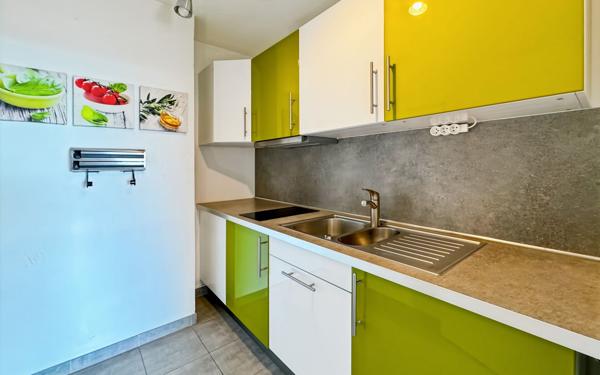 Appartement à vendre    10 pièces • 204,50 m2 Hyères