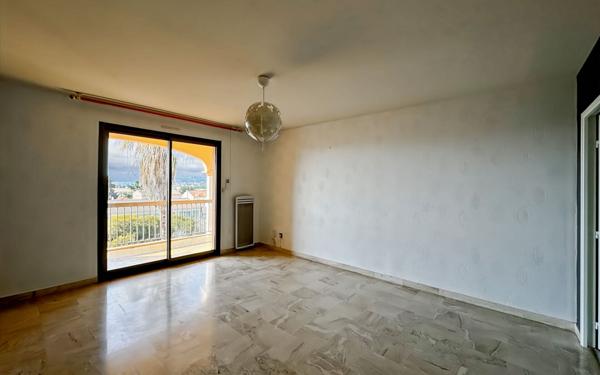 Appartement à vendre    10 pièces • 204,50 m2 Hyères