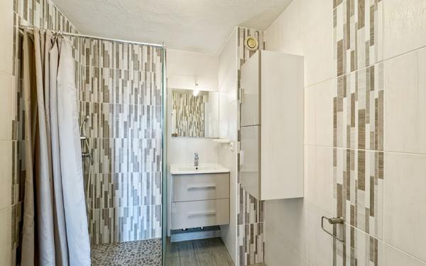 Appartement à vendre    10 pièces • 204,50 m2 Hyères