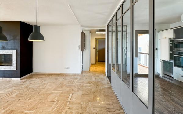 Appartement à vendre    10 pièces • 204,50 m2 Hyères
