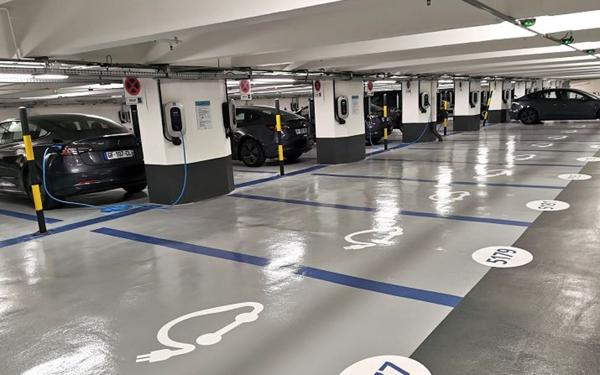 Stationnement à vendre    1 870 m2 Menton