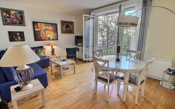 Appartement à vendre    2 pièces • 47,55 m2 Vincennes