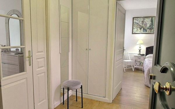 Appartement à vendre    2 pièces • 47,55 m2 Vincennes
