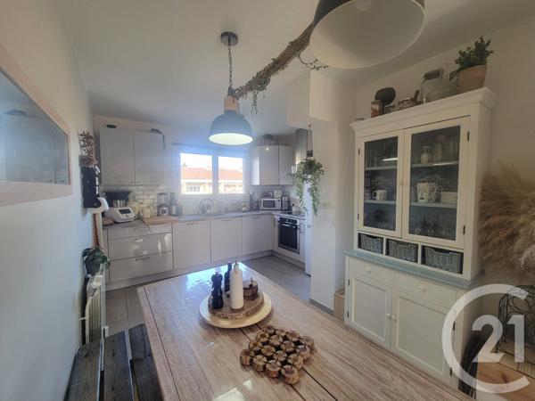 Appartement T3 à vendre  3 pièces - 65 m2 COGOLIN - 83