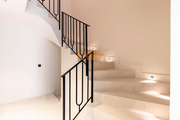 Mouans Sartoux - Magnifique Villa Contemporaine de 280m2 Neuve