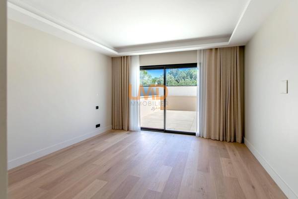 Mouans Sartoux - Magnifique Villa Contemporaine de 280m2 Neuve