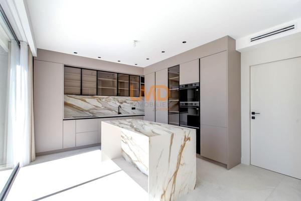 Mouans Sartoux - Magnifique Villa Contemporaine de 280m2 Neuve