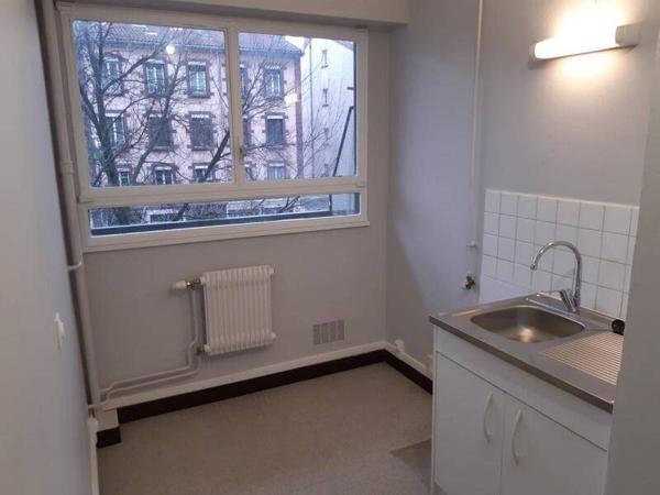 Appartement 2 pièces                                        - 69003 Lyon 3e  Arrondissement Réf : 5545