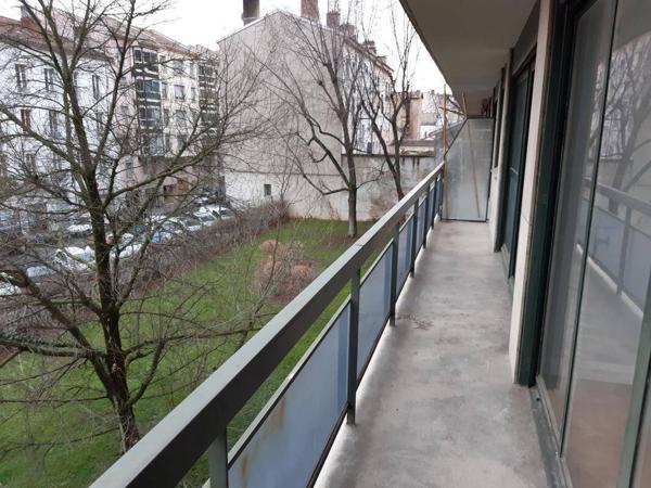 Appartement 2 pièces                                        - 69003 Lyon 3e  Arrondissement Réf : 5545