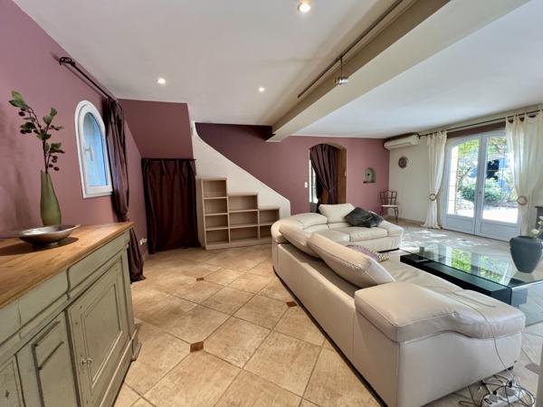 Saint-Romain-en-Viennois (84110) VAISON LA ROMAINE - 5 Min -Villa 180 m2 - 4 CHAMBRES - 3 SALLES D'EAU - 1860 M2 TERRAIN - PISCINE