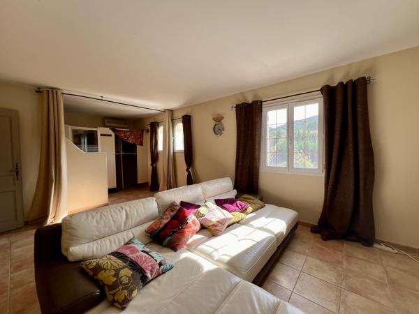 Saint-Romain-en-Viennois (84110) VAISON LA ROMAINE - 5 Min -Villa 180 m2 - 4 CHAMBRES - 3 SALLES D'EAU - 1860 M2 TERRAIN - PISCINE