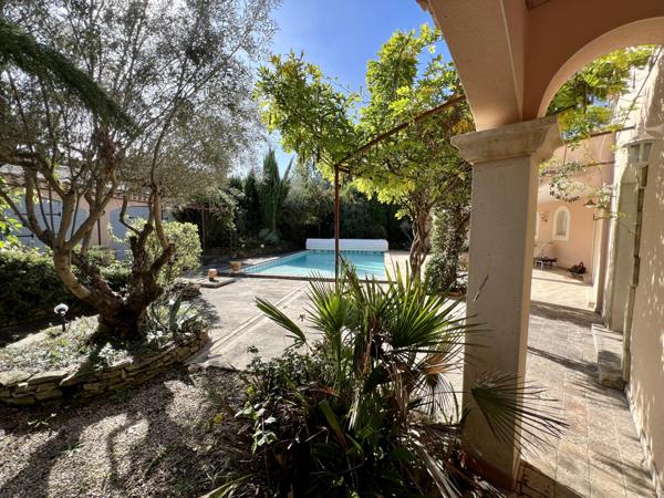 Saint-Romain-en-Viennois (84110) VAISON LA ROMAINE - 5 Min -Villa 180 m2 - 4 CHAMBRES - 3 SALLES D'EAU - 1860 M2 TERRAIN - PISCINE