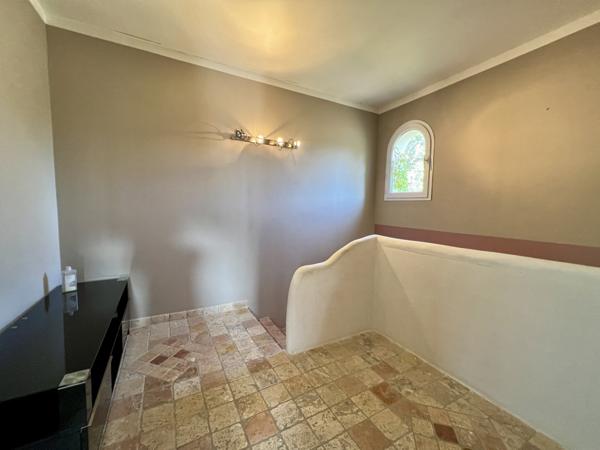 Saint-Romain-en-Viennois (84110) VAISON LA ROMAINE - 5 Min -Villa 180 m2 - 4 CHAMBRES - 3 SALLES D'EAU - 1860 M2 TERRAIN - PISCINE