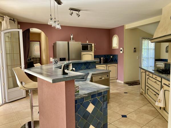 Saint-Romain-en-Viennois (84110) VAISON LA ROMAINE - 5 Min -Villa 180 m2 - 4 CHAMBRES - 3 SALLES D'EAU - 1860 M2 TERRAIN - PISCINE