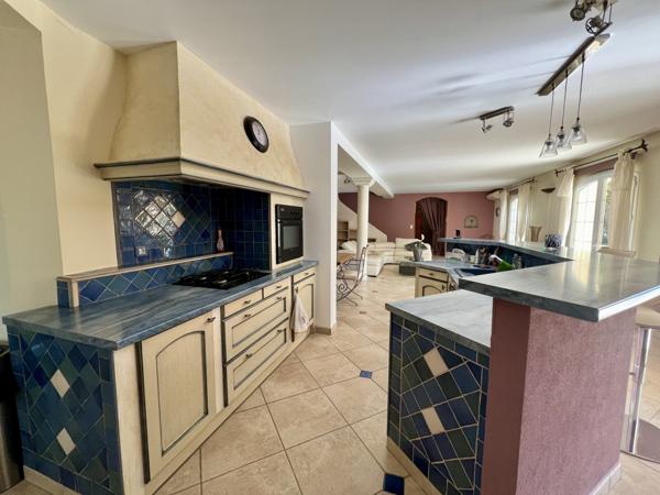 Saint-Romain-en-Viennois (84110) VAISON LA ROMAINE - 5 Min -Villa 180 m2 - 4 CHAMBRES - 3 SALLES D'EAU - 1860 M2 TERRAIN - PISCINE