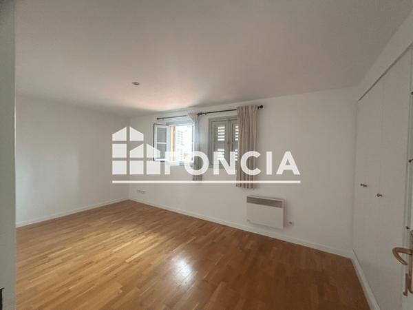 Location Appartement 3 pièces 78.74 m² - 40 RUE PAVILLON Aix En Provence 13100