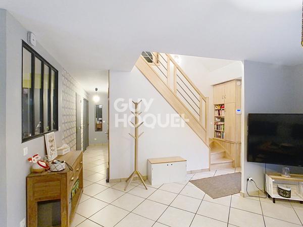 Pavillon 4 chambres, vivable de plain pied , sous sol total à CREPY EN VALOIS