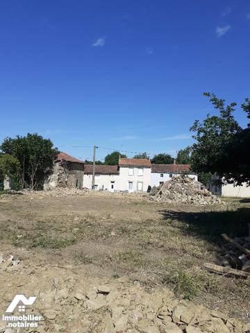 COURLAY- TERRAIN A BATIR 800 M2