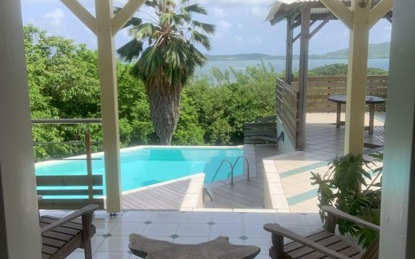 Maison à vendre    4 pièces •  Le Robert