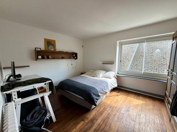 Maison de ville 3 chambres + bureau avec jardin