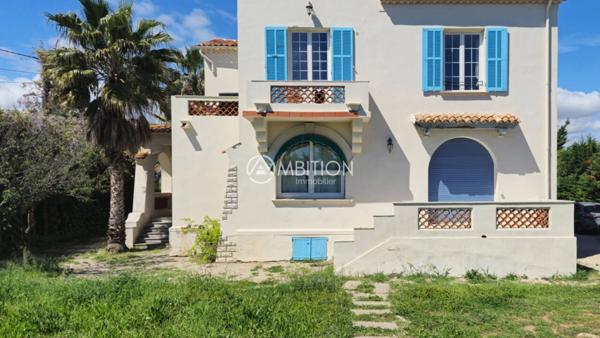 Immeuble à vendre 11 pièces de 184 m²